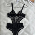 SİYAH GÖZ ALICI BODYSUİT